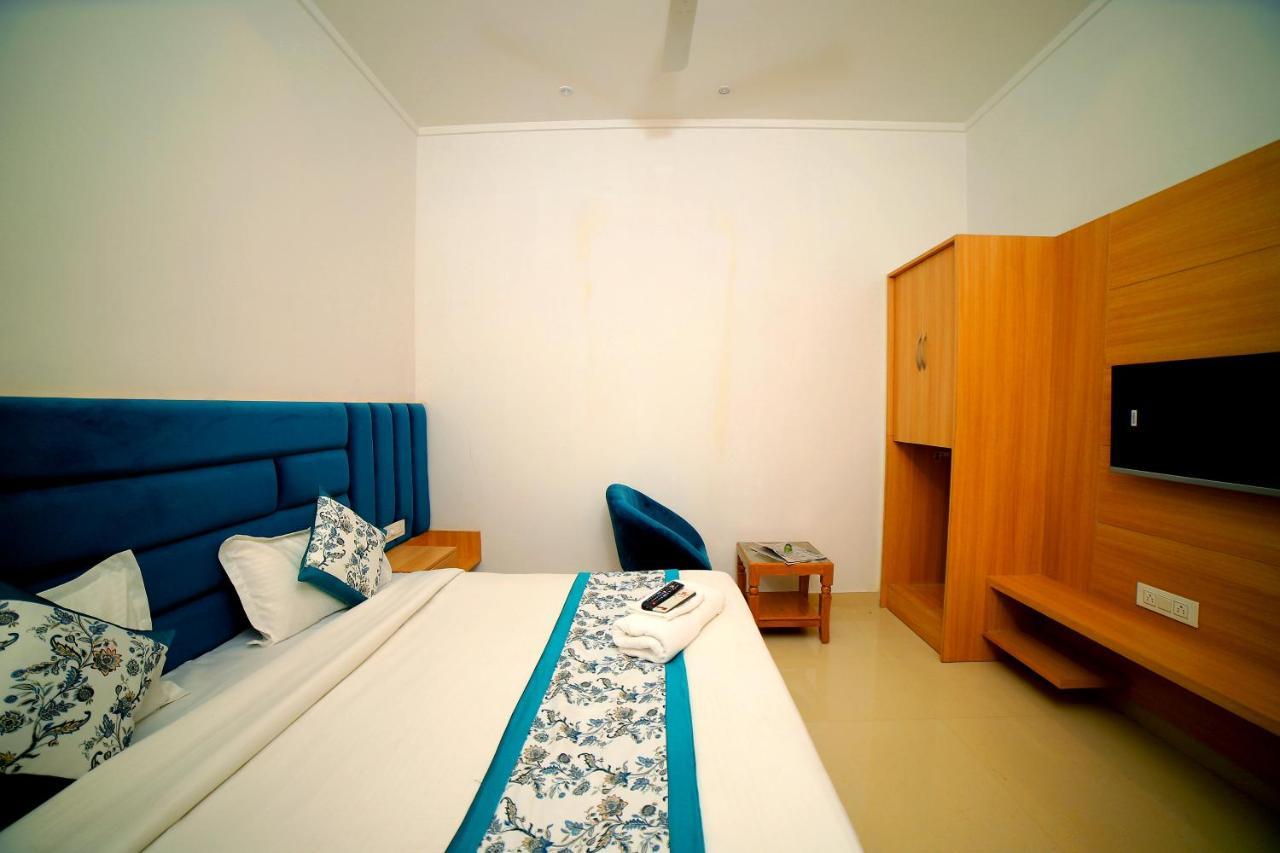 Hotel Diamond View Amritsar Extérieur photo